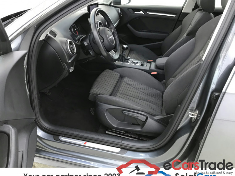 Audi A3 SB 1.6TDi S-Line Eur6 Pano Xenon Navi Sport-Seats PDC Klima #5