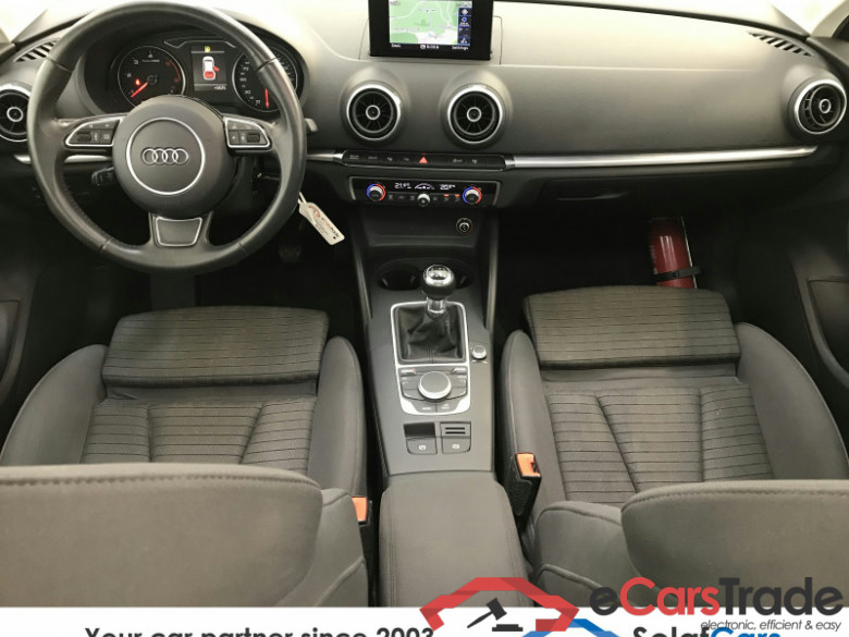 Audi A3 SB 1.6TDi S-Line Eur6 Pano Xenon Navi Sport-Seats PDC Klima #6