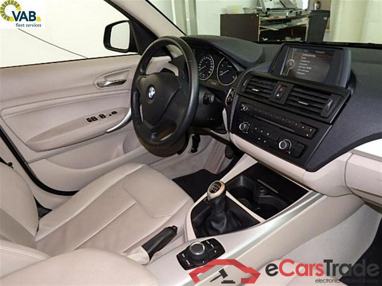BMW 1 HATCH DIESEL - 2011 118 d 100kw/136pk 5D/P M6 LEDER #5