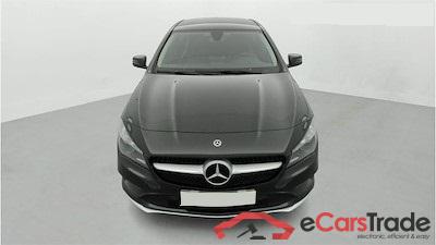 Mercedes CLA 200 d 136Hp Navi Command 1/2 Sport-Leather Camera Keyless-Go Klima PDC ... #2