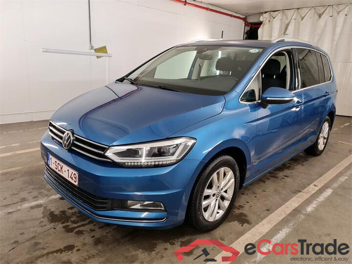 Volkswagen Touran TOURAN DIESEL - 2015 1.6 TDi SCR Highline DSG 85kw/115pk 5D/P I7