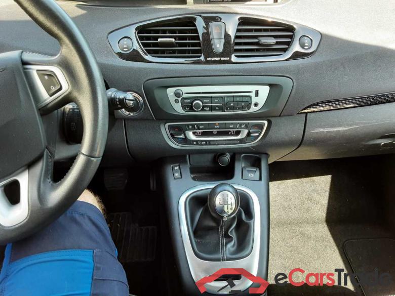 Renault Dynamique MEGANE SCENIC #5