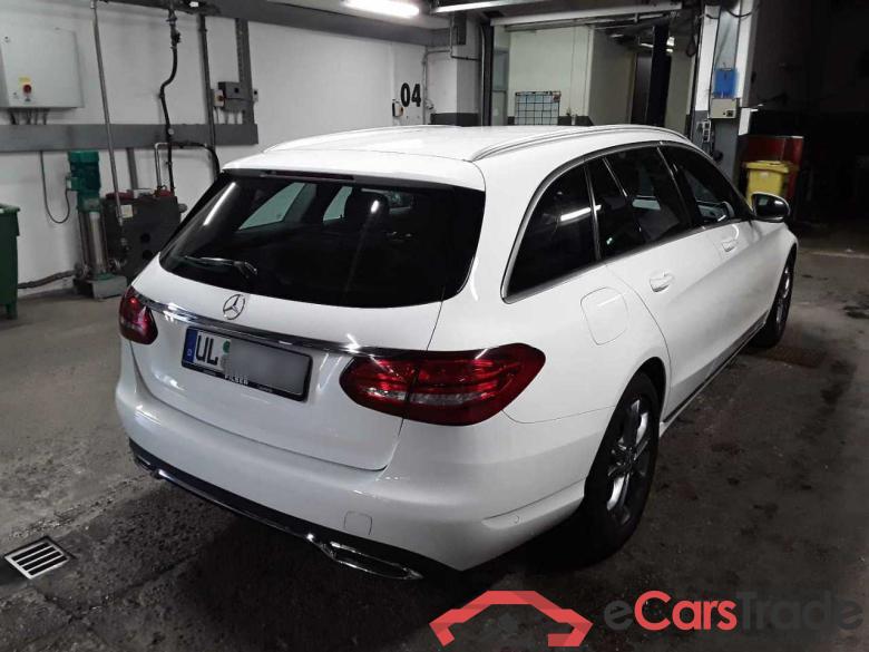 Mercedes_benz C 250 CGI T (205.245) C 250 #4