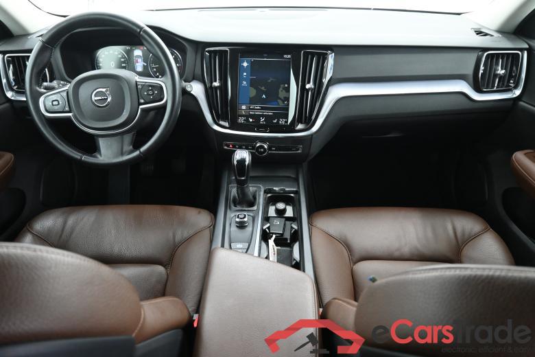 Volvo V60 2.0 D3 Momentum LED-Xenon Virtual Leather Navi KeylessGo Klima PDC ... #6
