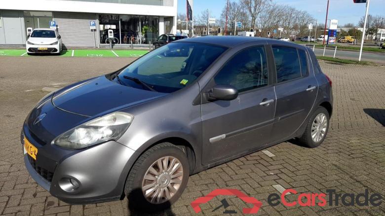 RENAULT CLIO 1.2 Collection