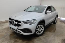 Mercedes GLA 180d Aut. Widescreen Navi 1/2 Leather KeylessGo Klima PDC ...