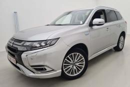 Mitsubishi Outlander 2.4 Hybrid 4WD Aut. LED-Xenon Navi Leather KeylessGo Camera Klima PDC ...