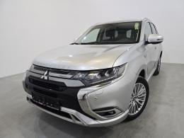 Mitsubishi Outlander 2.4 Hybrid 4WD Aut. LED-Xenon Navi Leather KeylessGo Camera Klima PDC ...