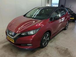 NISSAN LEAF 62