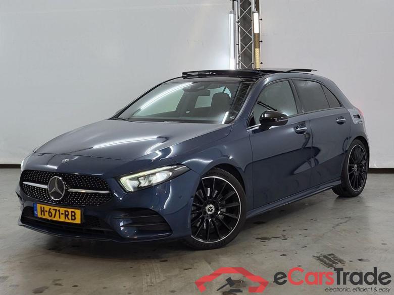 MERCEDES-BENZ A-KLASSE 220 Launch Edition Premium