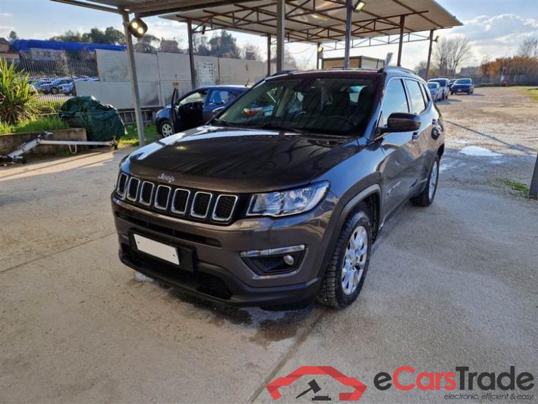 Jeep 33 JEEP COMPASS / 2017 / 5P / SUV 1.6 MJET II 88KW BUSINESS #1