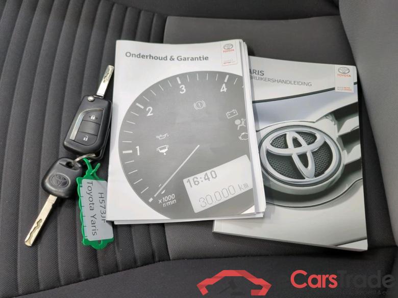 Toyota Yaris 5d 14-20 Toyota Yaris 1.0 VVT-i Connect 5d #4