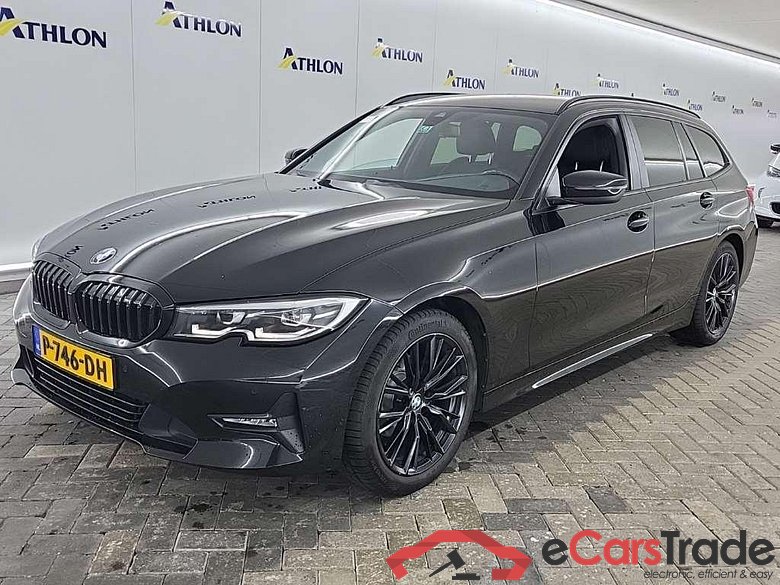 BMW 3-serie Touring 318iA Business Edition Plus 5D 115kW #1