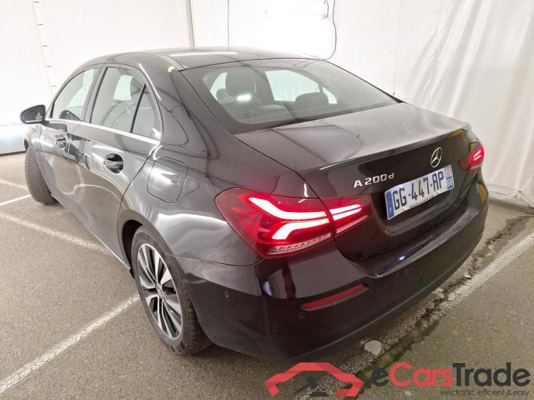 Mercedes A 200 d Business Line 8G-DCT MERCEDES-BENZ Classe A Berline / 2018 / 4P / Berline A 200 d Business Line 8G-DCT #2