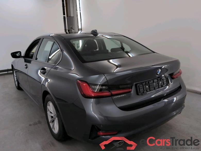 BMW 3-serie 2.0 318DA (100KW) BERLINE Business Model Advantage #3