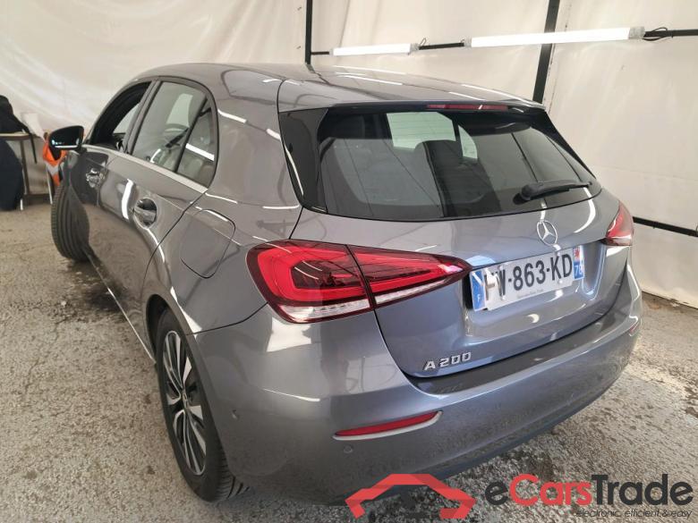 Mercedes A 200 Business Line 7G-DCT MERCEDES-BENZ Classe A Compact / 2018 / 5P / Berline A 200 Business Line 7G-DCT #2