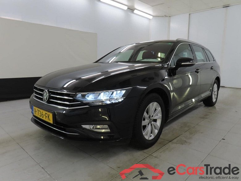 VOLKSWAGEN Passat Variant 1.5 TSI Business #1