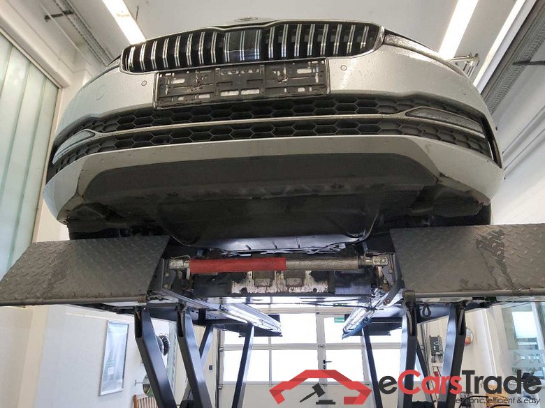 Skoda Superb Combi (3V5)(06.2015->) DE - Kb5 2.0 TDI EU6d-T, Style (EURO 6d-TEMP), (Facelift) 2019 - 2020 #5