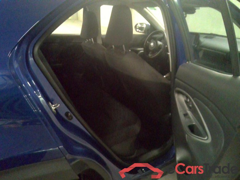 Yaris Cross 1,5 HEV 2WD Dynamic #6