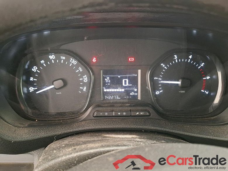 Citroen Taille M BlueHDi 95 BVM Club Jumpy Fourgon Club M 1.6 BlueHDi 95CV BVM5 E6 #6