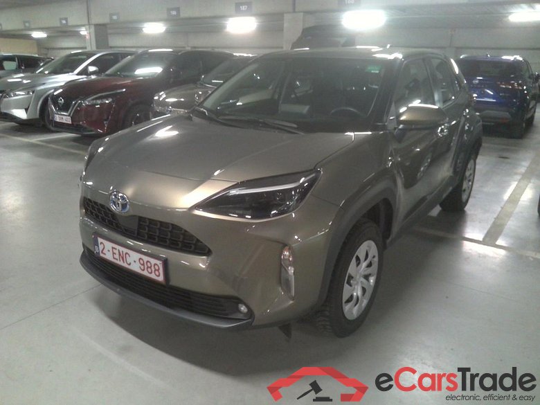 Yaris Cross 1,5 HEV 2WD Dynamic #1