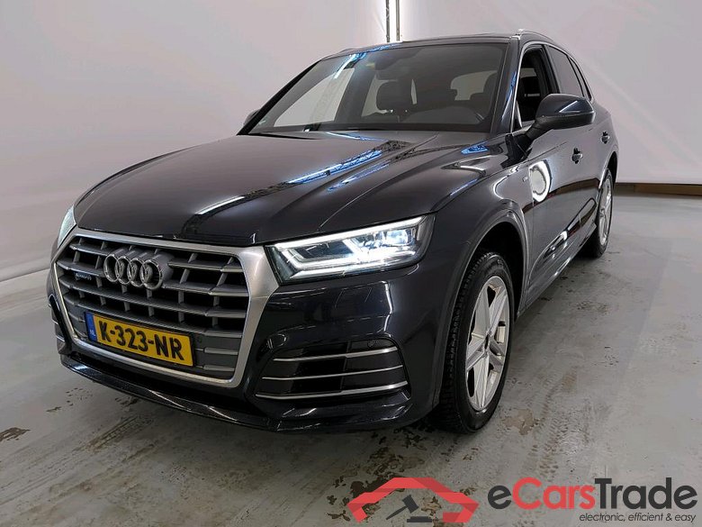 Audi Q5 '20 Audi Q5 50 TFSI e quattro S tronic S Edition 5d #1