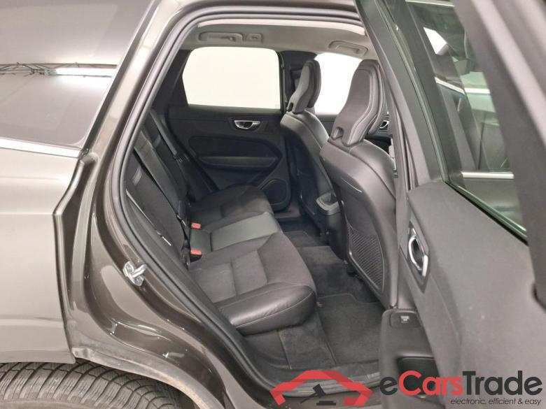 VOLVO XC60 DIESEL - 2017 2.0 D3 Momentum Pro AdBlue Park Assist #6