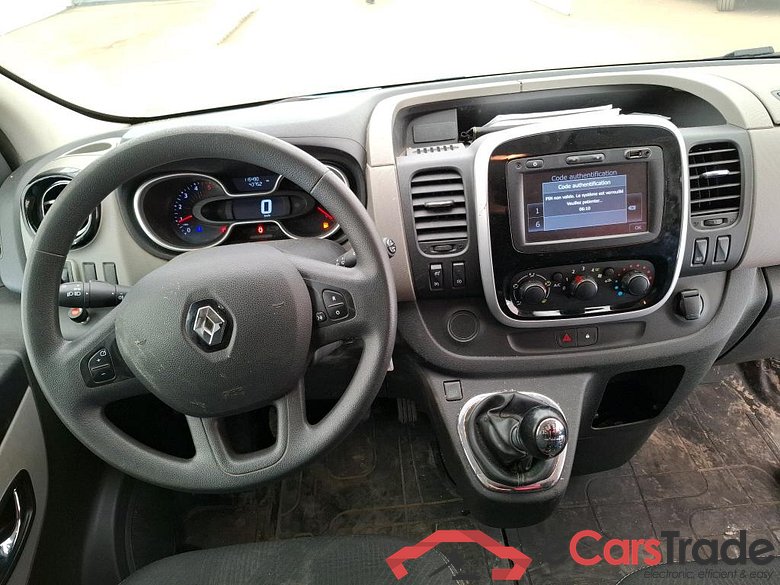 Renault FG GCFL1H1 1000 dCi95 Stop&Start E6 RENAULT Trafic / 2014 / 4P / Fourgon tôlé FG GCFL1H1 1000 dCi95 Stop&Start E6 #5