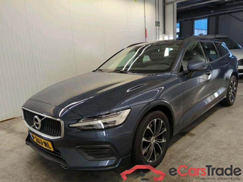 VOLVO V60 2.0 B3 Mom. Adv. #1