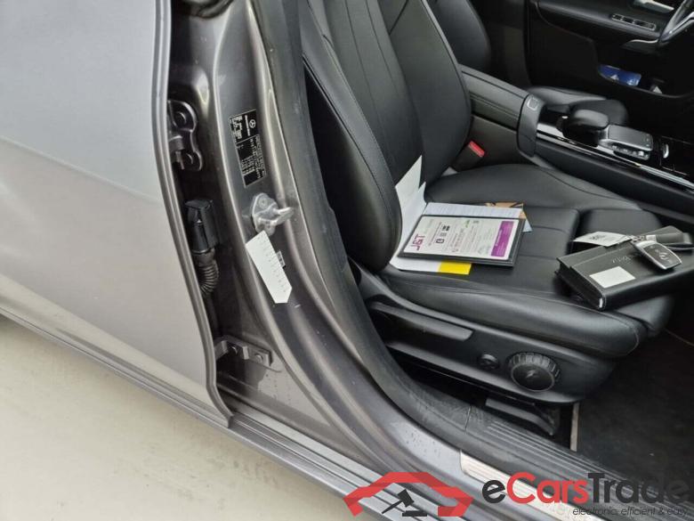 MERCEDES-BENZ CLA SHOOTING BRAKE 200D BUSINESS SOL LTD DCT #6