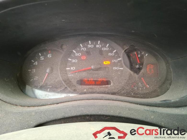 Renault BD 7 places Cf Trac F3500 L3 dCi 130 E6 RENAULT Master DC VU 4p Pick-up BD 7 places Cf Trac F3500 L3 dCi 130 E6 #6