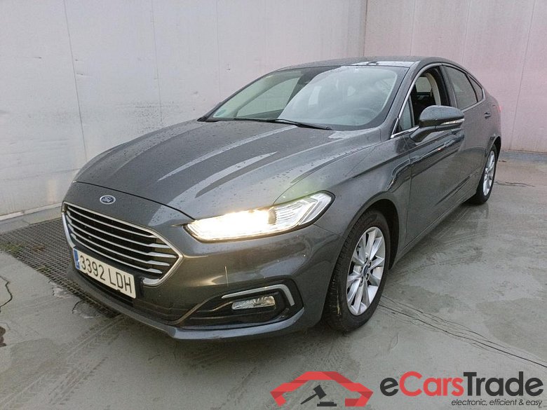 Ford 2.0 TDCi 110kW (150CV) Titanium 235 FORD Mondeo / 2014 / 5P / berlina con portón 2.0 TDCi 110kW (150CV) Titanium 235 #1