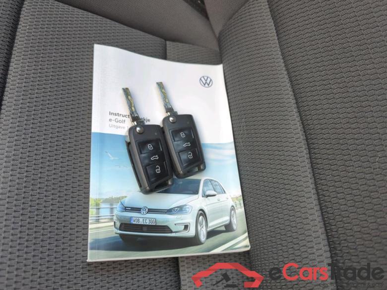 VOLKSWAGEN e-Golf  #5
