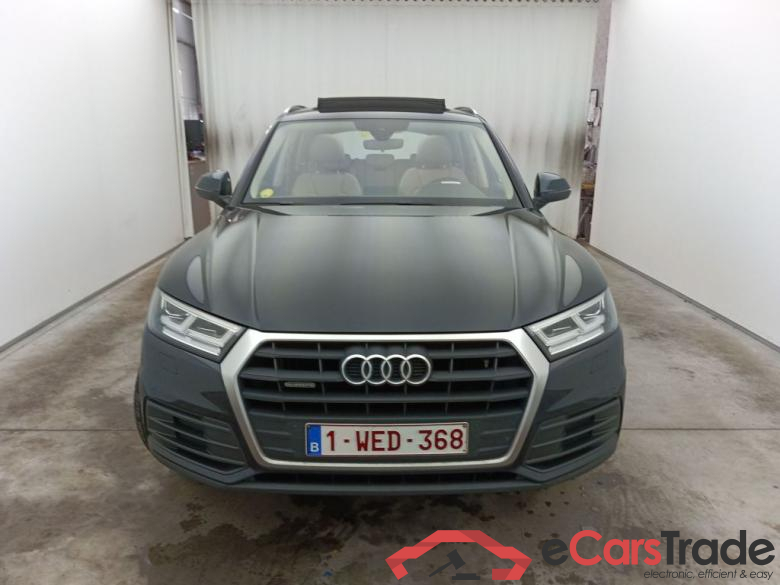 Audi Q5 Business Edition 35 TDI quattro 5d