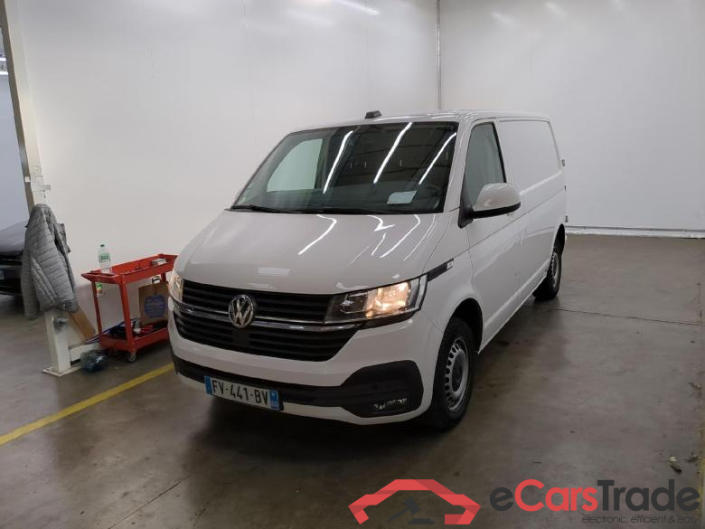 Volkswagen 2.0 TDi 150 4MO DSG7 L1H1 Busi Line Plus VOLKSWAGEN Transporter / 2019 / 4P / Fourgon tôlé 2.0 TDi 150 4MO DSG7 L1H1 Busi Line Plus