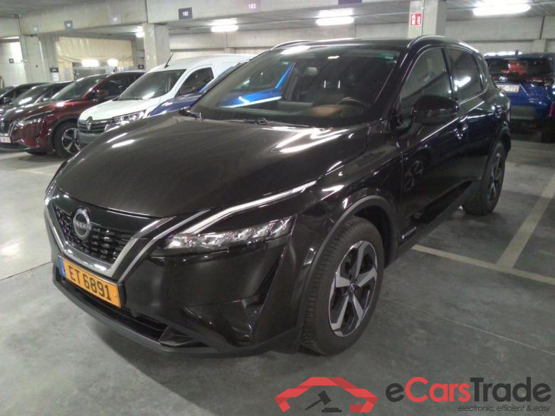 QASHQAI MY22 Mild-Hybrid EPWR 2WD N-connecta  Design Pack        