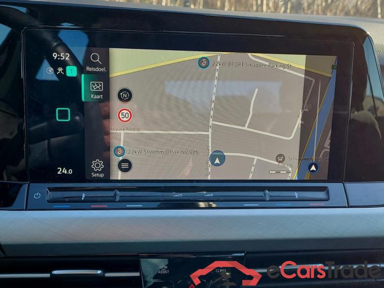 Volkswagen Golf VIII 1.0 TSI Life LED Virtual Navi KeylessGo Klima PDC ... #6