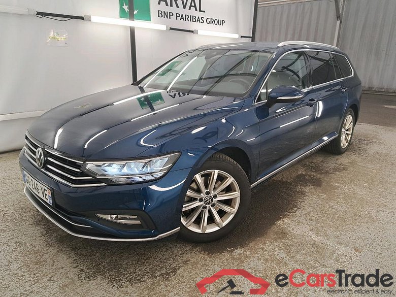 Volkswagen 2.0 TDI 150 SCR DSG7 SW LOUNGE VOLKSWAGEN Passat SW / 2019 / 5P / Break 2.0 TDI 150 SCR DSG7 SW LOUNGE #1
