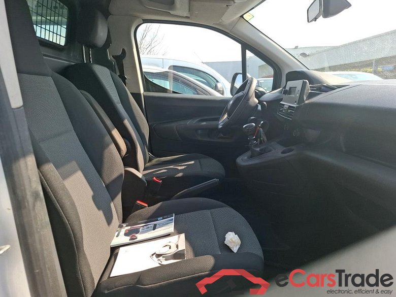 Peugeot PURETECH 110 S&S 650KG STANDARD PRO Partner Pro L1 1.2 PureTech 110CV BVM6 E6d #6