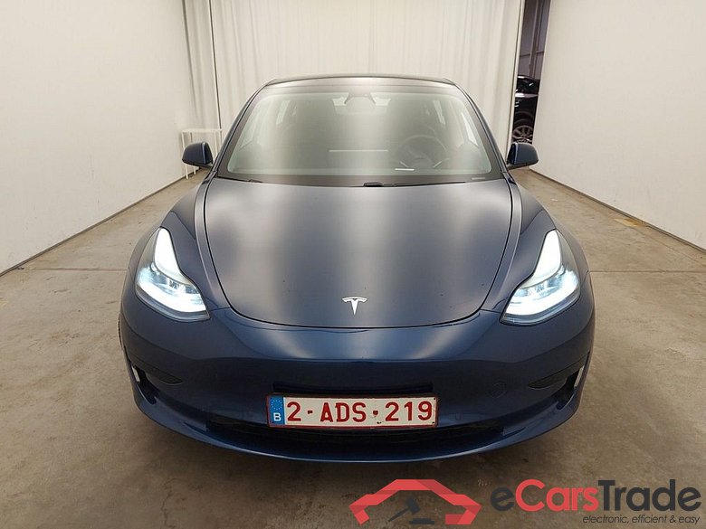 Tesla Model 3 Standard RWD Plus 4d