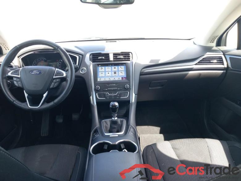 Ford 2.0 TDCi 110kW (150CV) Titanium 235 FORD Mondeo / 2014 / 5P / berlina con portón 2.0 TDCi 110kW (150CV) Titanium 235 #3