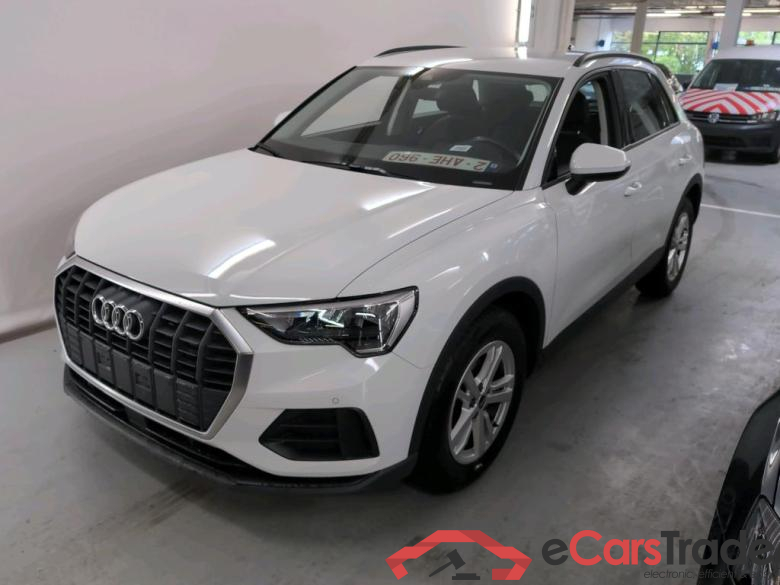 AUDI Q3 2.0 35 TDI S TRONIC BUSINESS EDITION