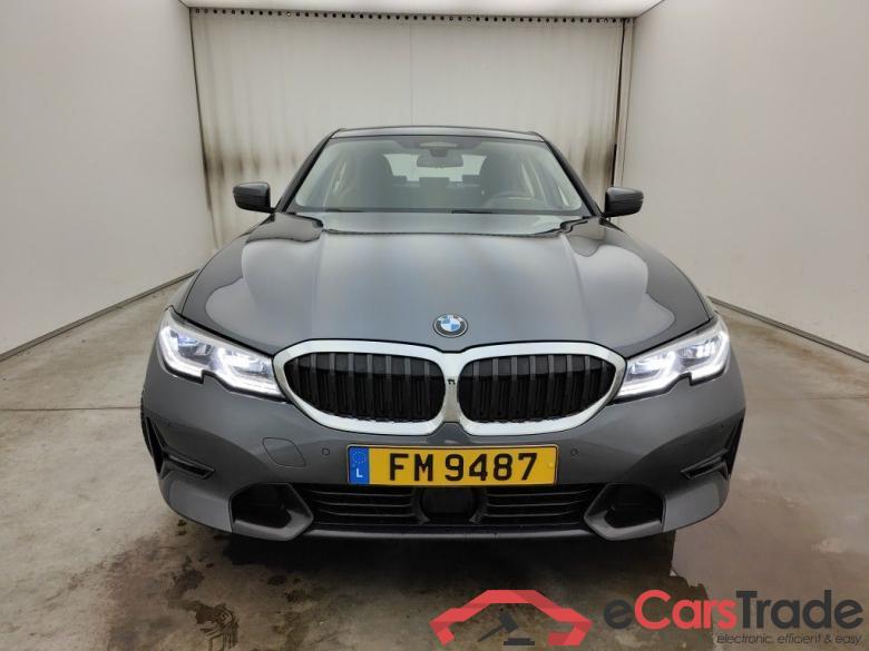 BMW 3 DIESEL - 2019 320 dAS 190 MHD AdBlue 4d #1
