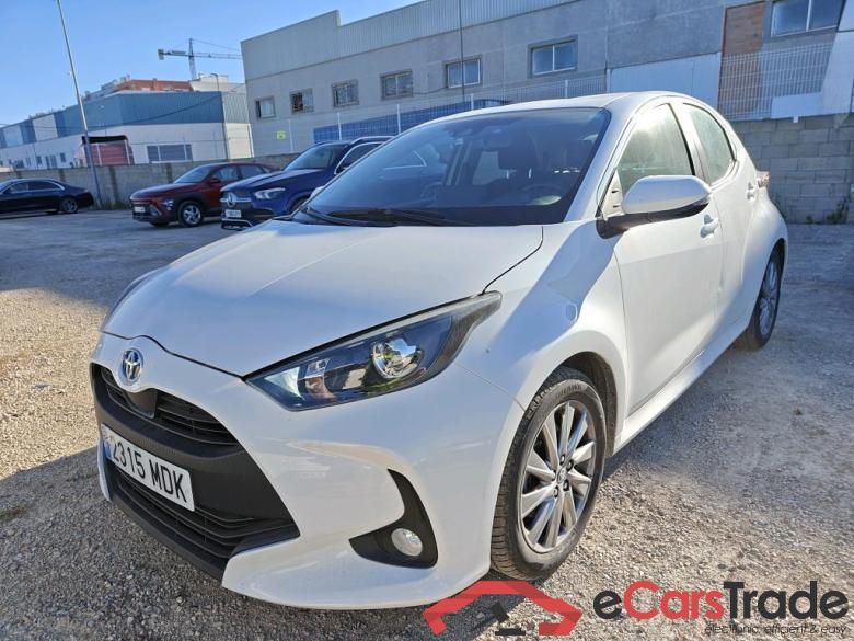 Toyota 1.5 120H Active Tech TOYOTA Yaris / 2020 / 5P / berlina con portón 1.5 120H Active Tech