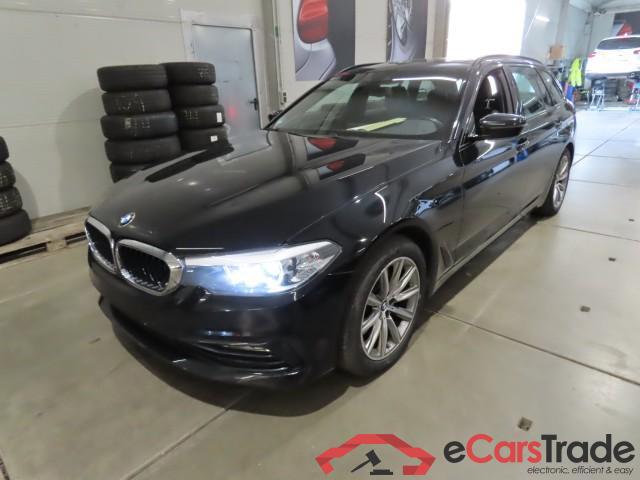 BMW 5-Serie Touring ´16 Baureihe 5 Touring 520 d Sport Line 2.0 140KW AT8 E6 #1