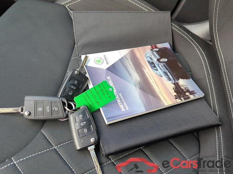 SKODA Karoq 110 kW #6