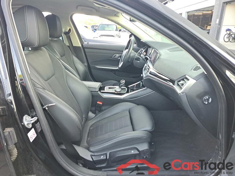 BMW - BMW 3 BERLINE 318dA 150PK Sport Pack Business & Heated Seats & Steering Wheel #3