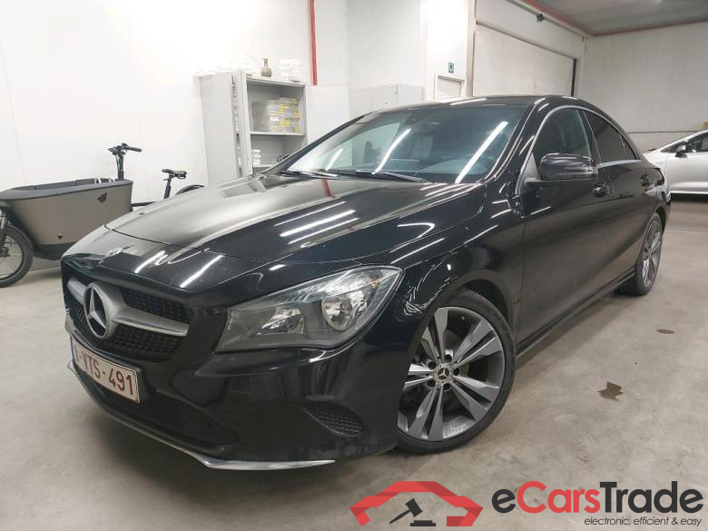 MERCEDES - MER CLA 200 d 136PK DCT Business Solution