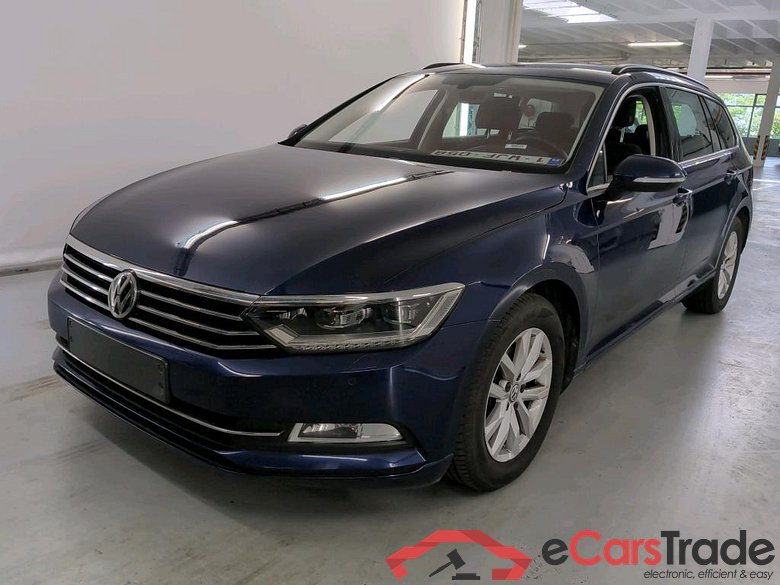 VOLKSWAGEN PASSAT VARIANT DIESEL - 2015 1.6 TDi Comfortline Bus. DSG (EU6.2) STOCK