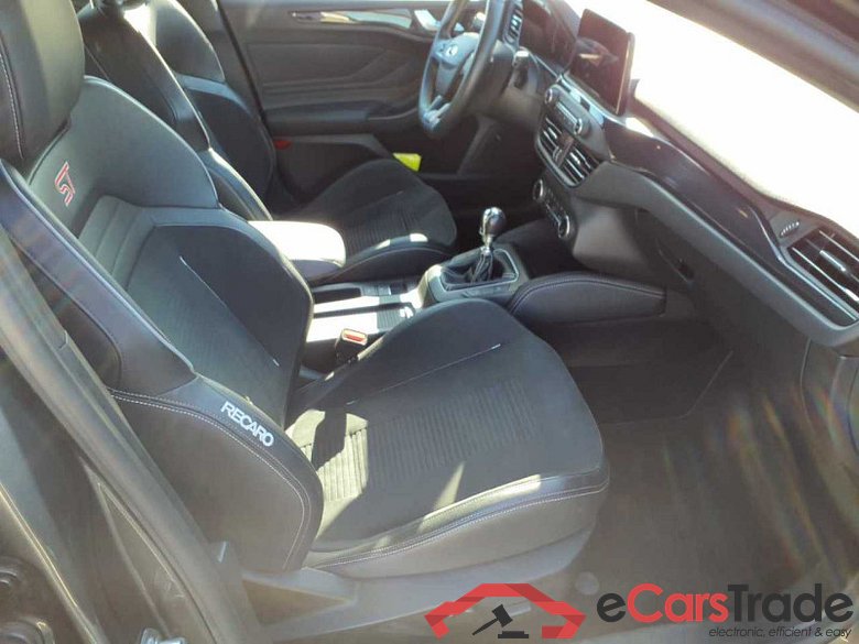Ford Focus Turnier (CGE)(2018->) DE - Kb5 ST 2.0 EcoBlue EU6d-T, (EURO 6d-TEMP), 2019 - 2021 #6